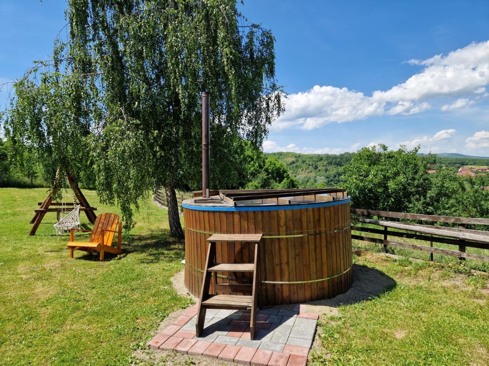 Pensiunea turistica Retreat Belvedere Vadul lui Carol II Exterior foto