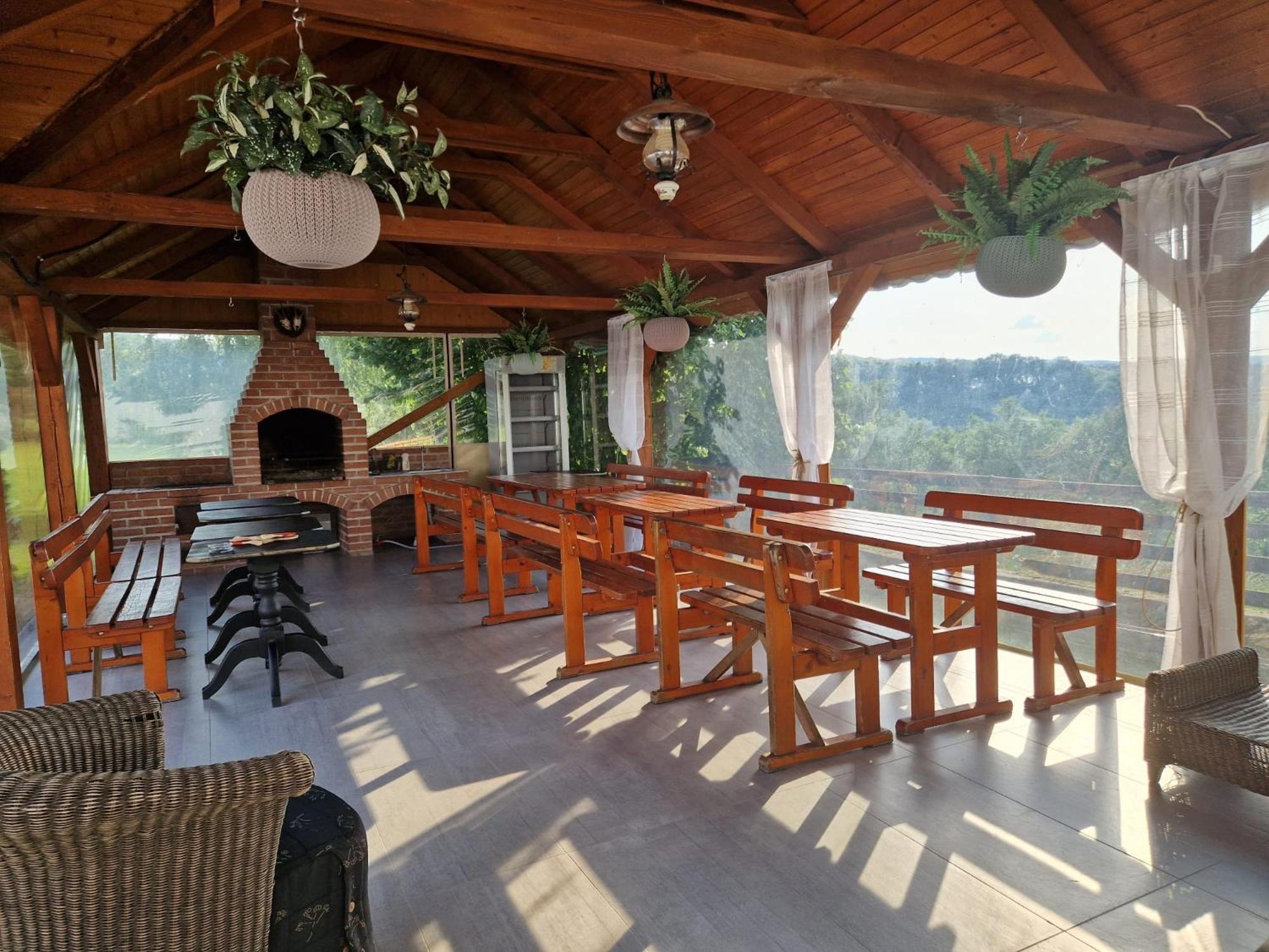 Pensiunea turistica Retreat Belvedere Vadul lui Carol II Exterior foto